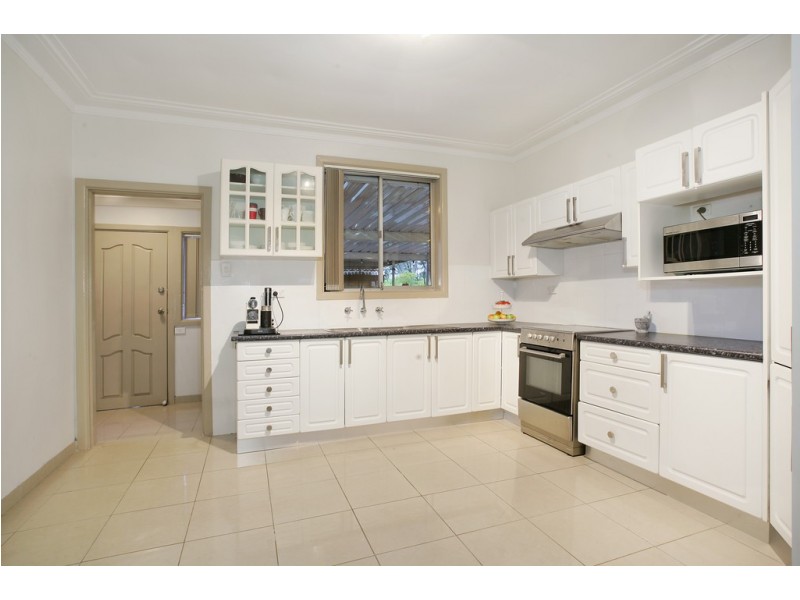 23 Rex Road, Georges Hall NSW 2198
