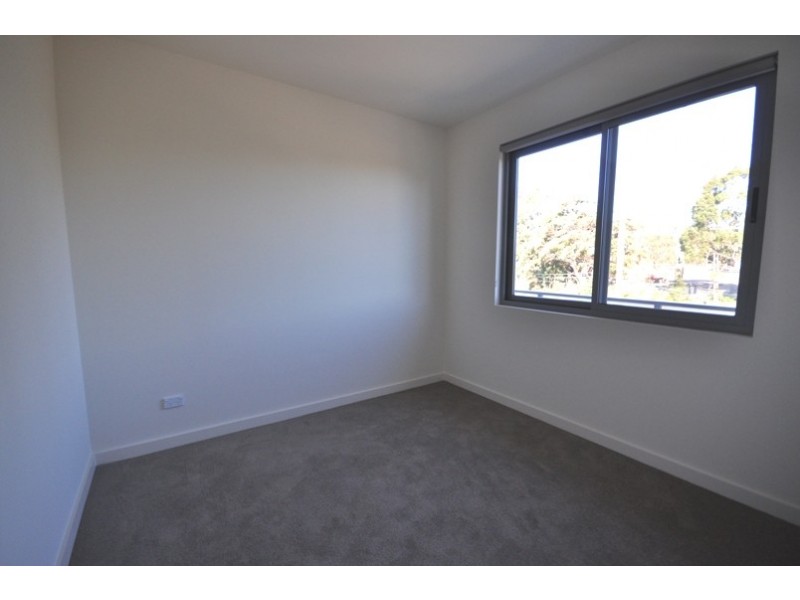 A401/2 Rowe Drive, Potts Hill NSW 2143