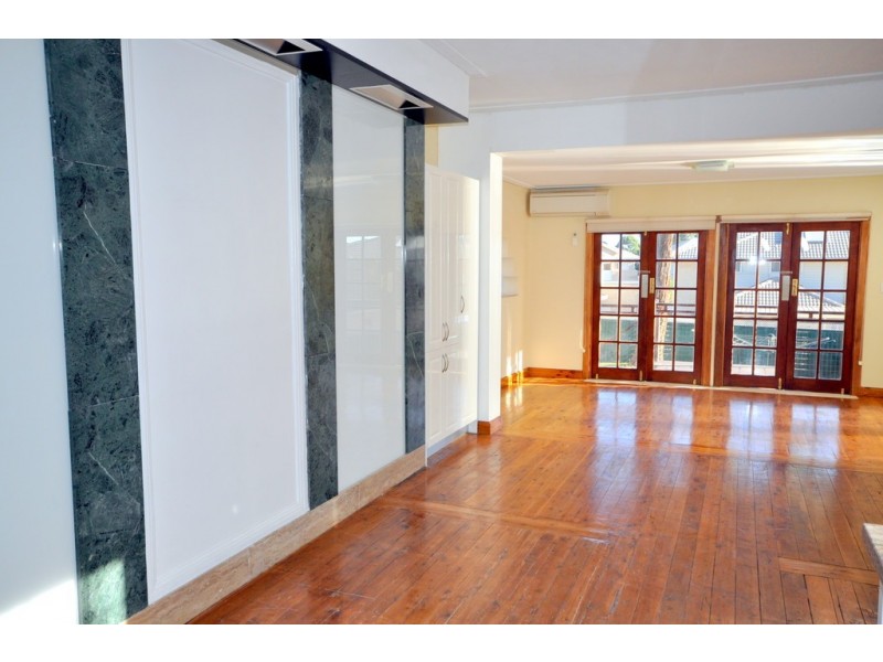 12 Carrisbrook Avenue, Punchbowl NSW 2196