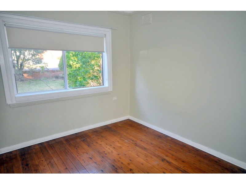 12 Carrisbrook Avenue, Punchbowl NSW 2196