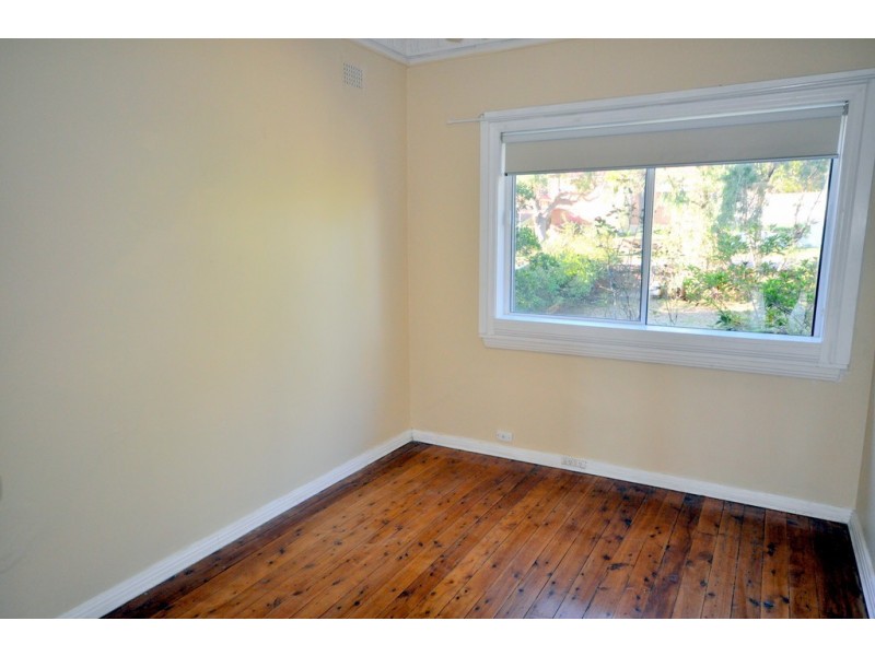 12 Carrisbrook Avenue, Punchbowl NSW 2196