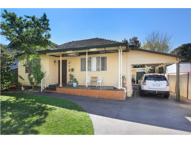 83 Cardigan Road, Greenacre NSW 2190