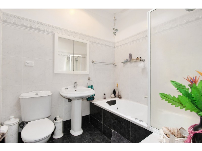 83 Cardigan Road, Greenacre NSW 2190