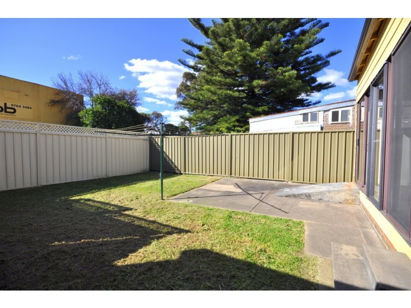 16 Loftus Crescent, Homebush NSW 2140