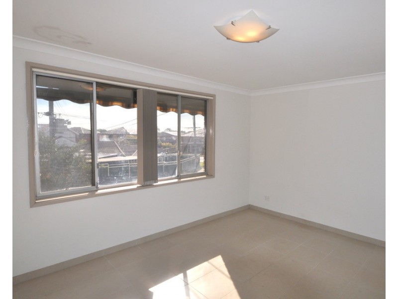 23 Rex Road, Georges Hall NSW 2198