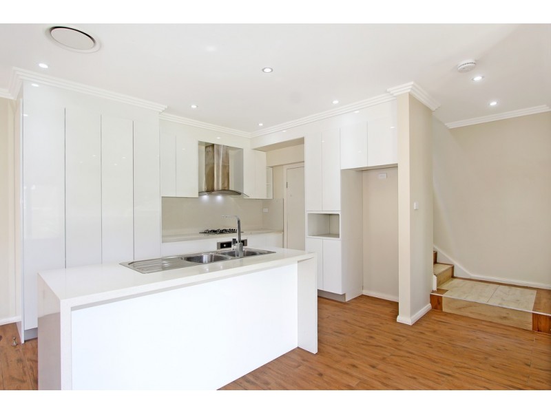 2/97 Market Street, Condell Park NSW 2200