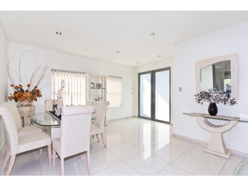 42a Highview Avenue, Greenacre NSW 2190