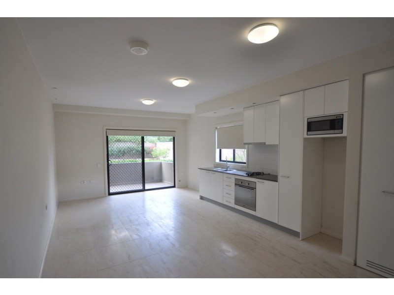 4/37 French Avenue, Bankstown NSW 2200