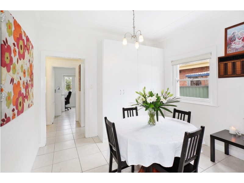 31 Mount Lewis Avenue, Punchbowl NSW 2196