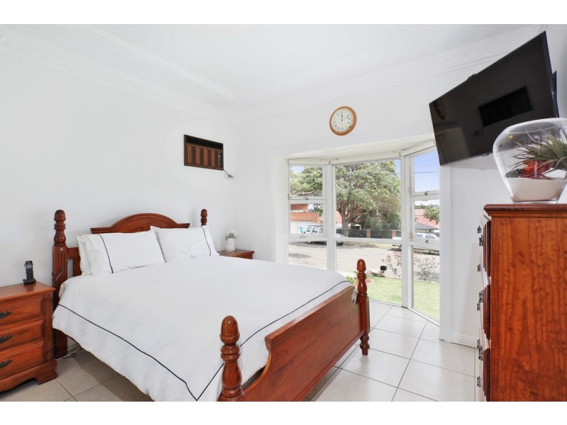 31 Mount Lewis Avenue, Punchbowl NSW 2196