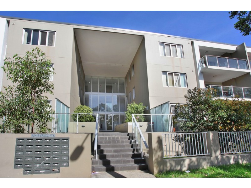 6/38 Cairds Avenue, Bankstown NSW 2200