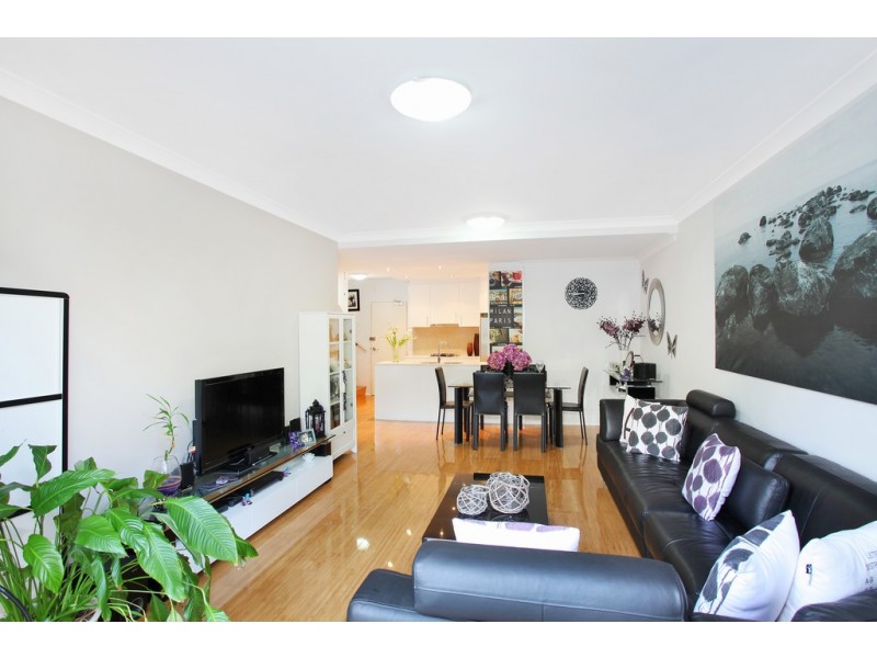 6/38 Cairds Avenue, Bankstown NSW 2200
