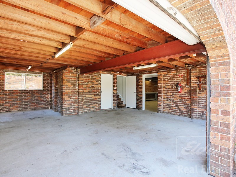 6 Yuluma Close, Bangor NSW 2234