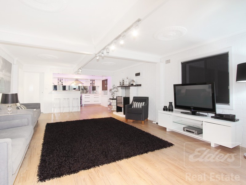 238a Henry Lawson Drive, Georges Hall NSW 2198