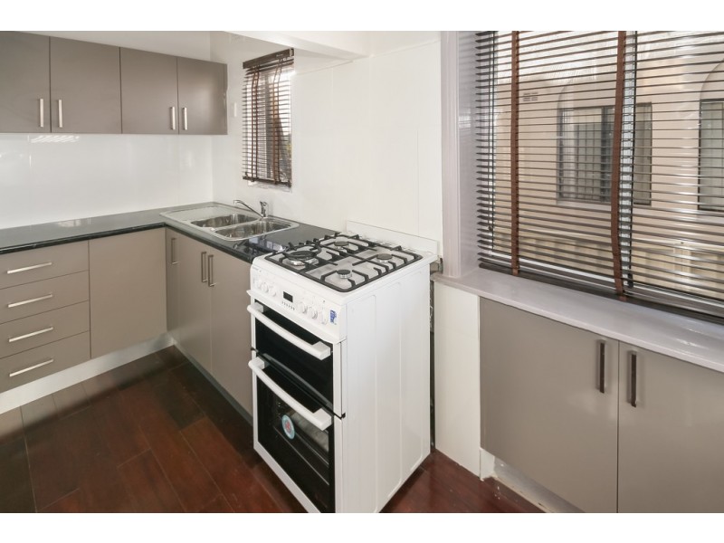 2 Carrisbrook Avenue, Punchbowl NSW 2196