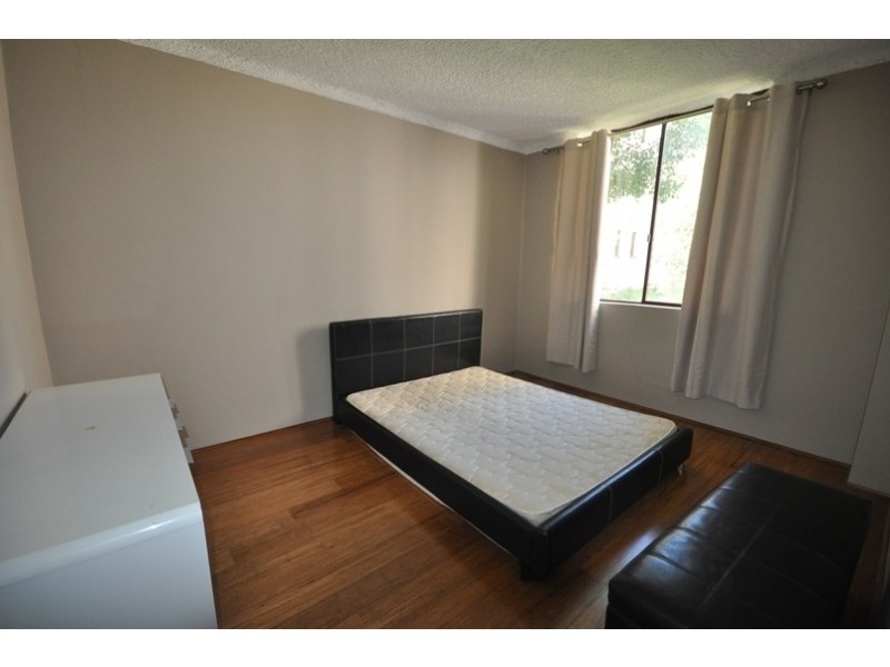 5/168 Greenacre Road, Bankstown NSW 2200