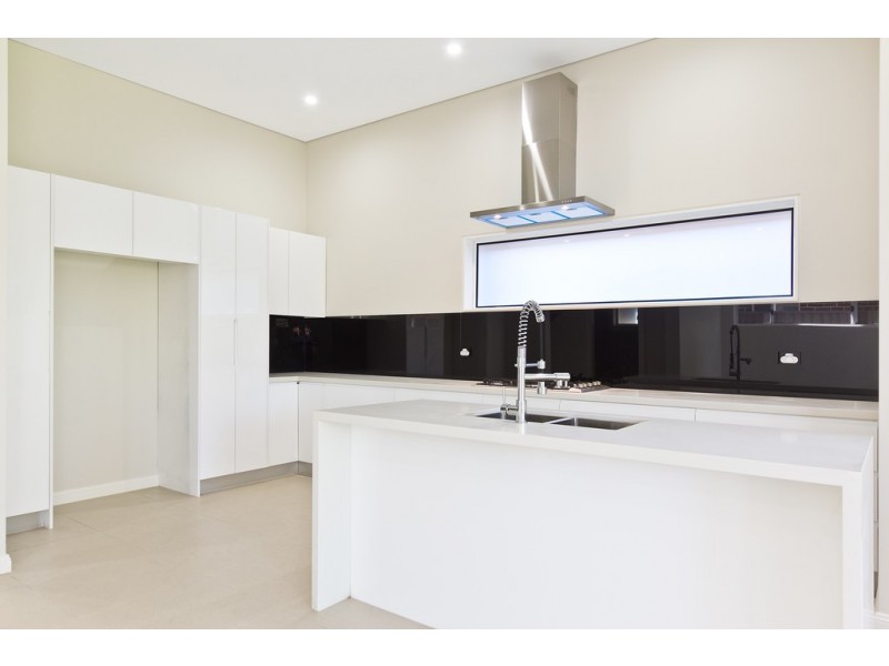 4A Elke Crescent, Chester Hill NSW 2162