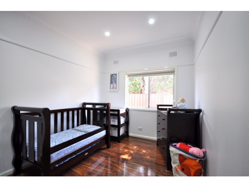 50 Endeavour Road, Georges Hall NSW 2198