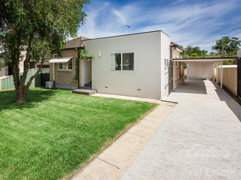 50 Larien Crescent, Birrong NSW 2143