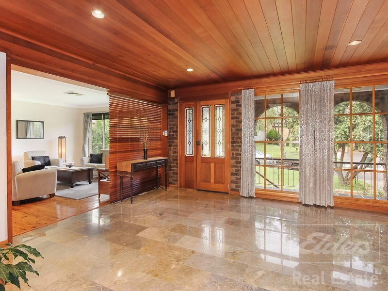 26 Yvonne Crescent, Georges Hall NSW 2198