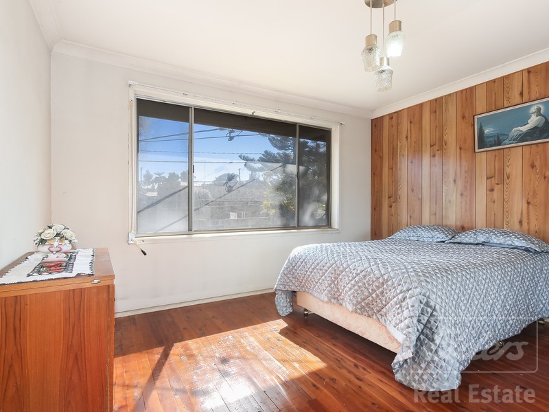 44 Marden Street, Georges Hall NSW 2198