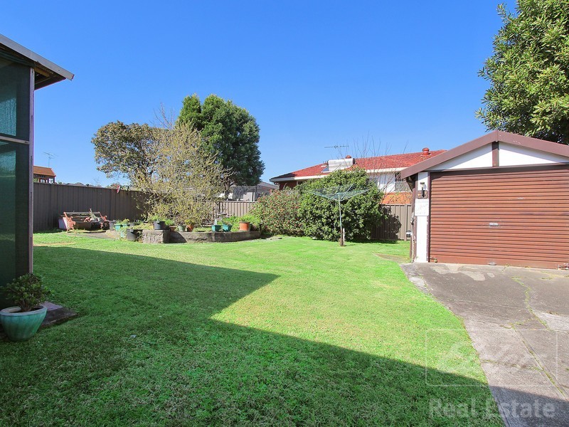 44 Marden Street, Georges Hall NSW 2198
