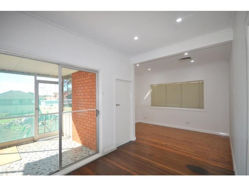 6 Cragg Street, Condell Park NSW 2200