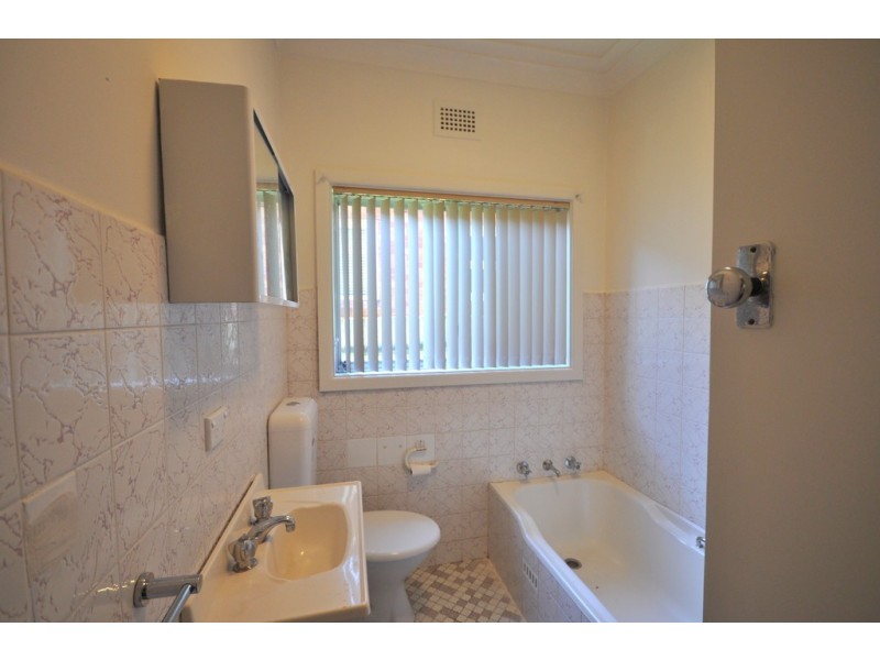 15 Chiswick Road, Greenacre NSW 2190