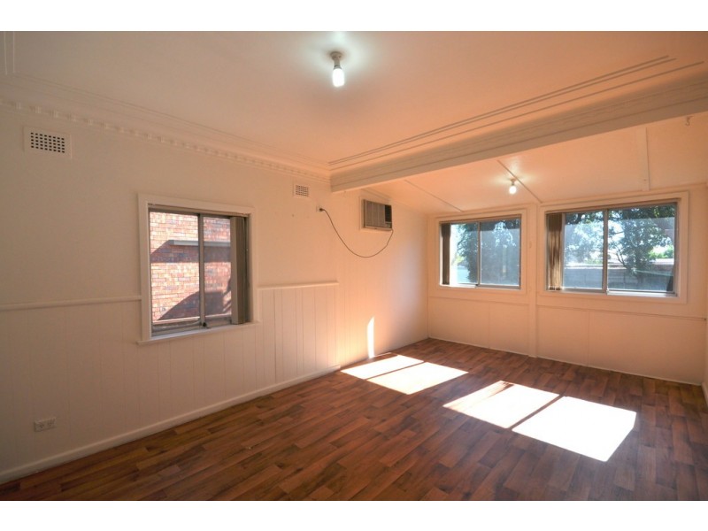 15 Chiswick Road, Greenacre NSW 2190