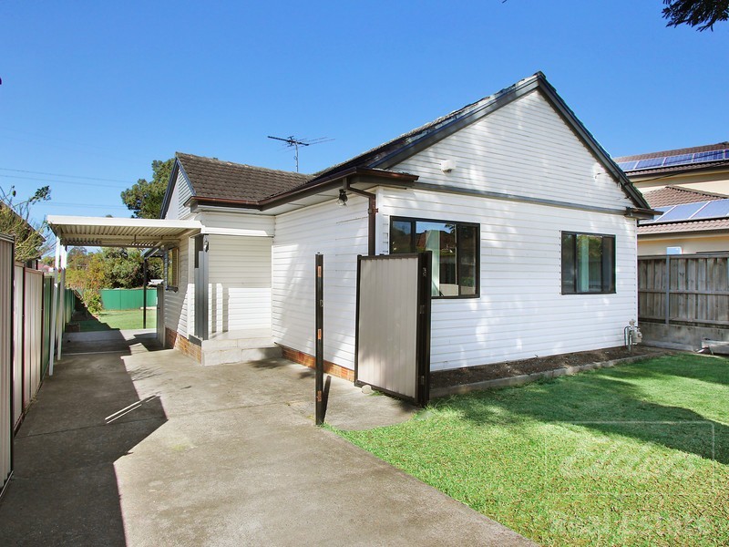 30 Sunny Crescent, Punchbowl NSW 2196