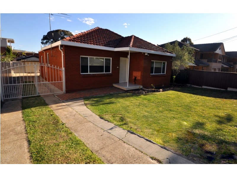 53 Bellevue Avenue, Georges Hall NSW 2198