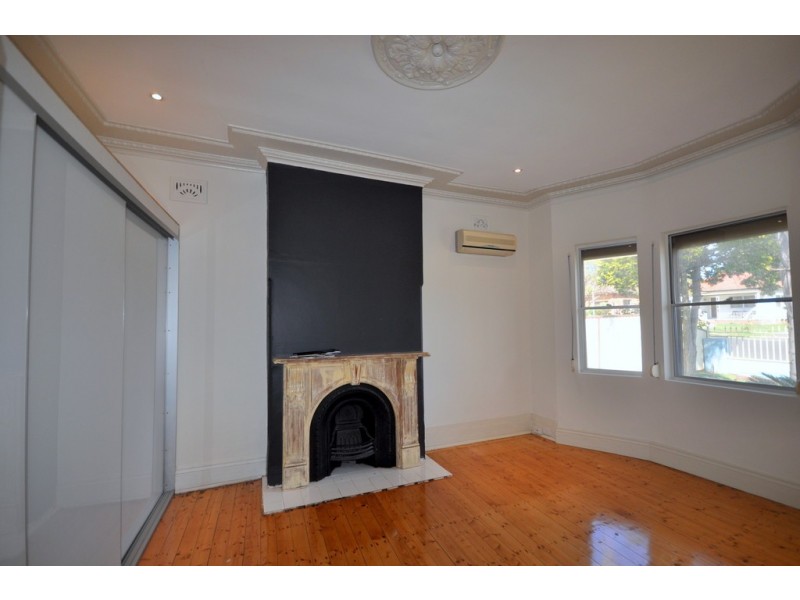 112 Clarence Street, Condell Park NSW 2200