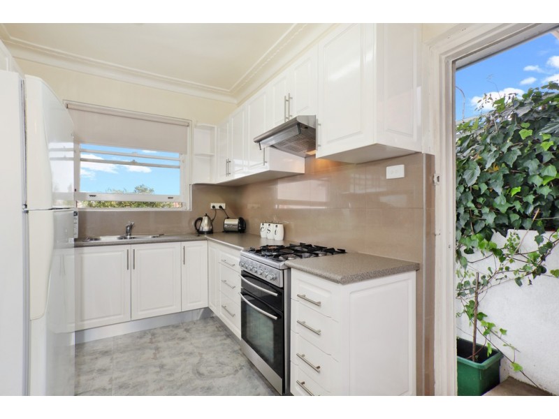 10 Noble Avenue, Punchbowl NSW 2196