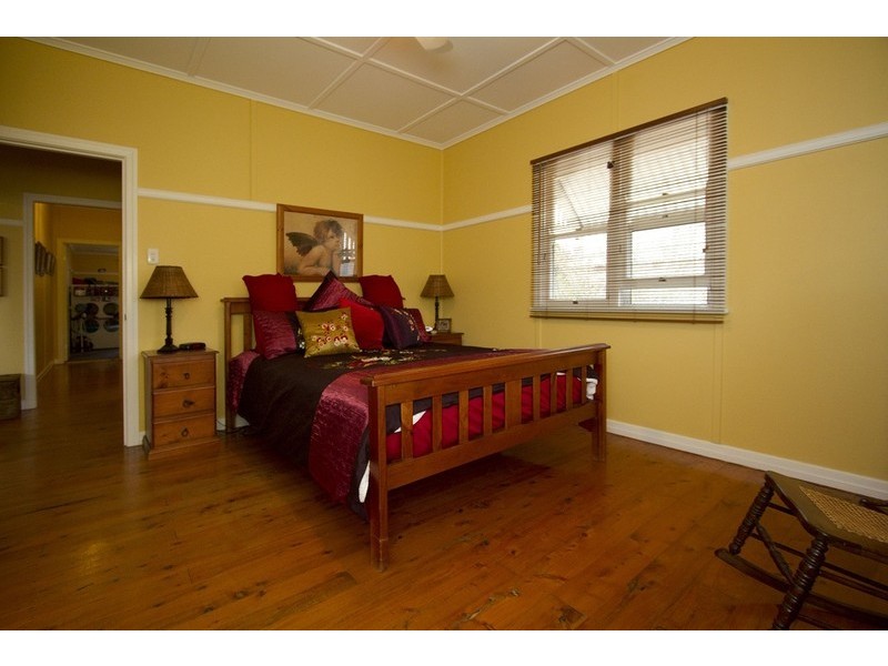 214 South Street, South Toowoomba QLD 4350