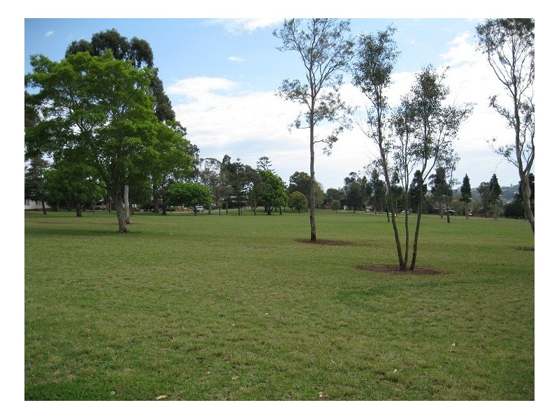 30 Wentworth Street, Centenary Heights QLD 4350