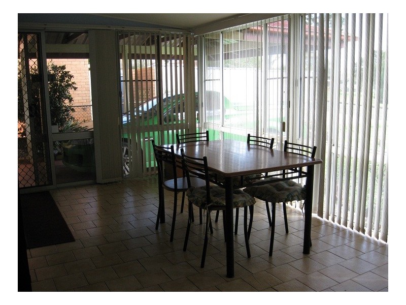 30 Wentworth Street, Centenary Heights QLD 4350