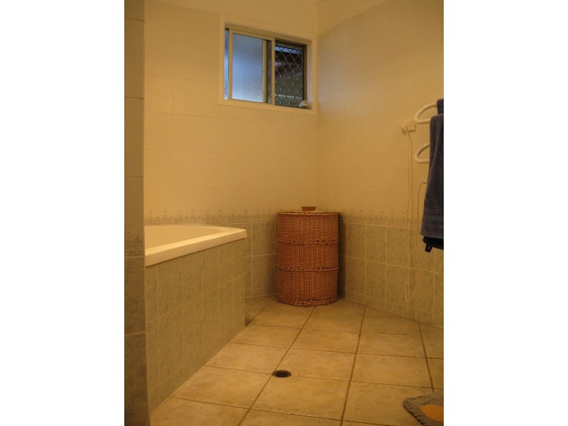 30 Wentworth Street, Centenary Heights QLD 4350