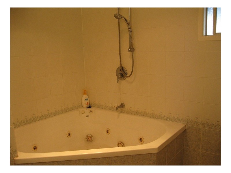 30 Wentworth Street, Centenary Heights QLD 4350