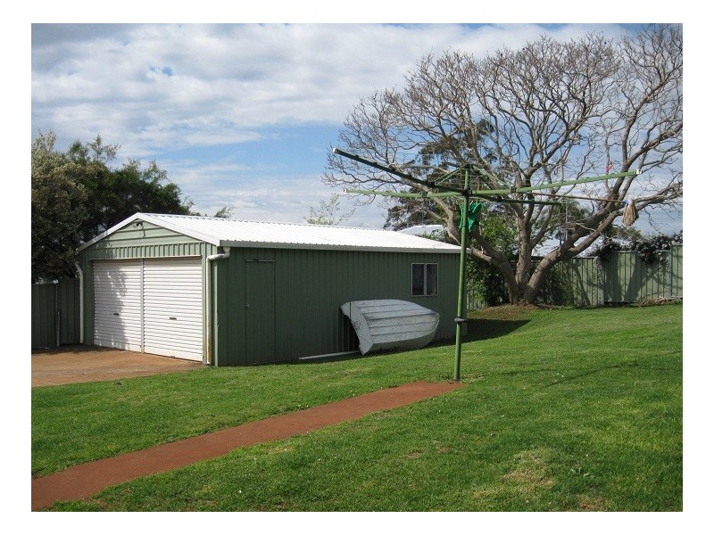 30 Wentworth Street, Centenary Heights QLD 4350