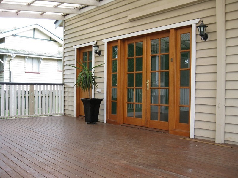 194 Campbell Street, Newtown QLD 4350