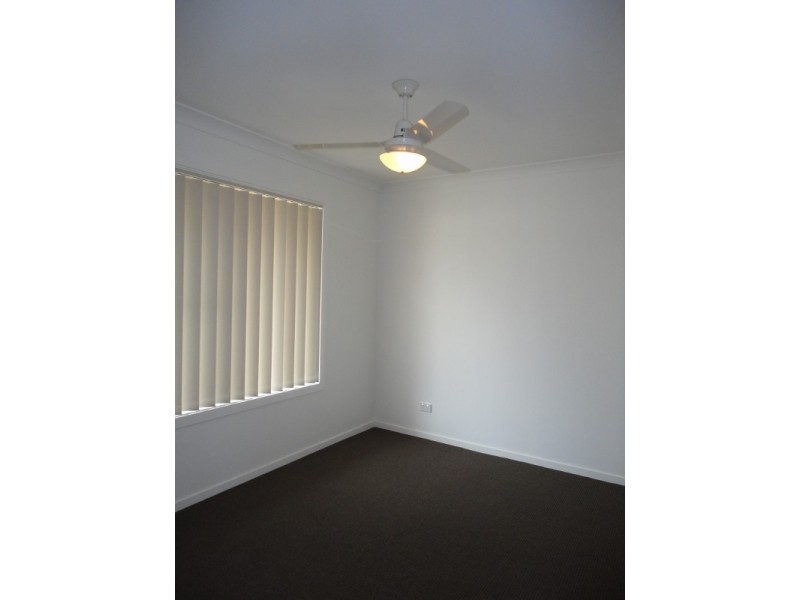 13 Egret Court, Meringandan West QLD 4352