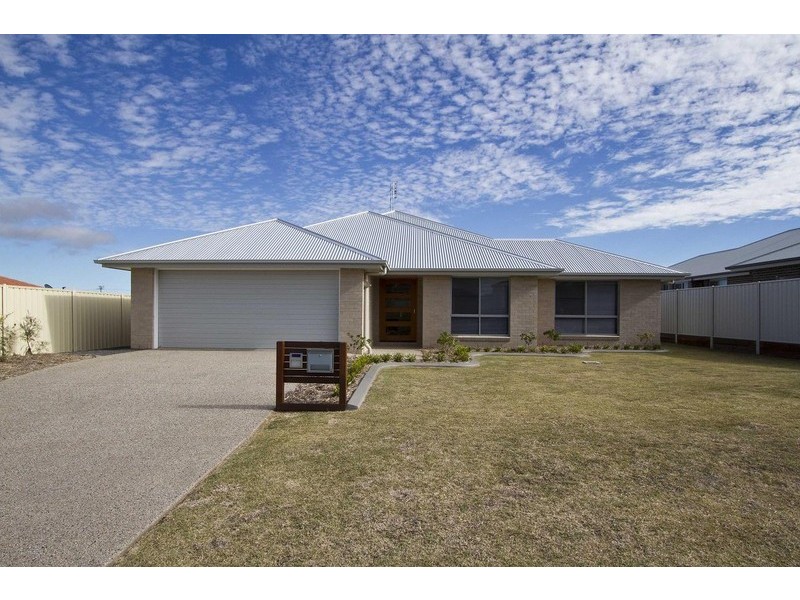 3 Woodville Court, Wyreema QLD 4352