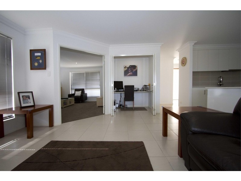 3 Woodville Court, Wyreema QLD 4352