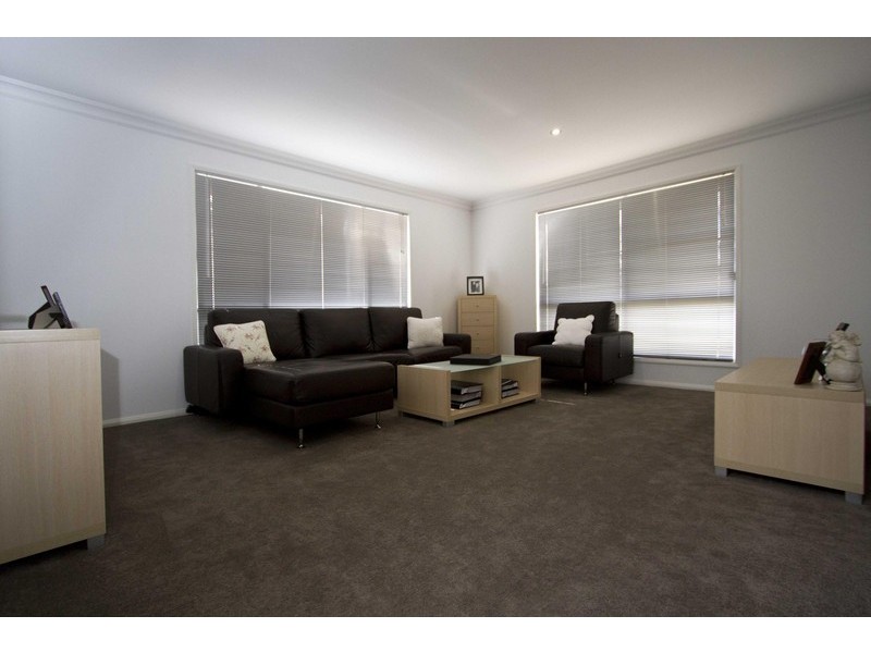 3 Woodville Court, Wyreema QLD 4352