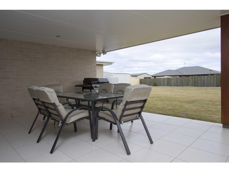3 Woodville Court, Wyreema QLD 4352