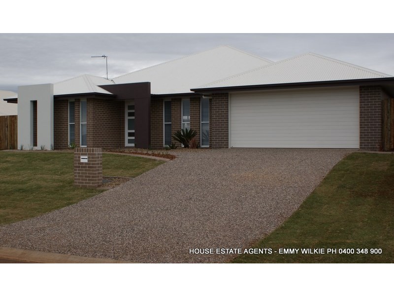 6 Plover Court, Highfields QLD 4352