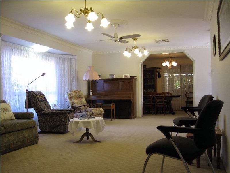 15 Stumm Street, Kearneys Spring QLD 4350