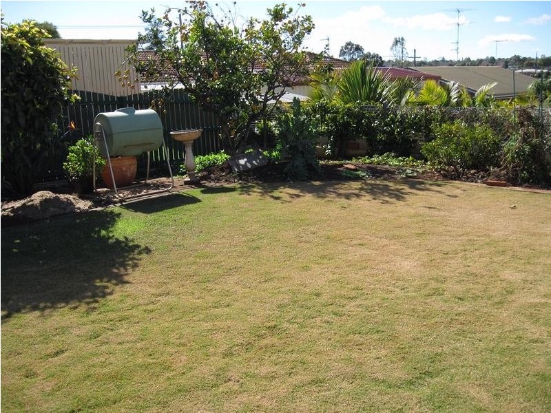 15 Stumm Street, Kearneys Spring QLD 4350