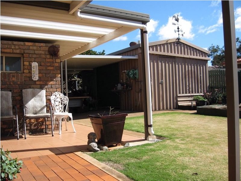 15 Stumm Street, Kearneys Spring QLD 4350