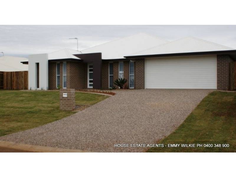 6 Plover Court, Highfields QLD 4352